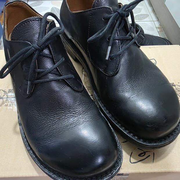 벨리에 데이 토 더비 블랙 3사