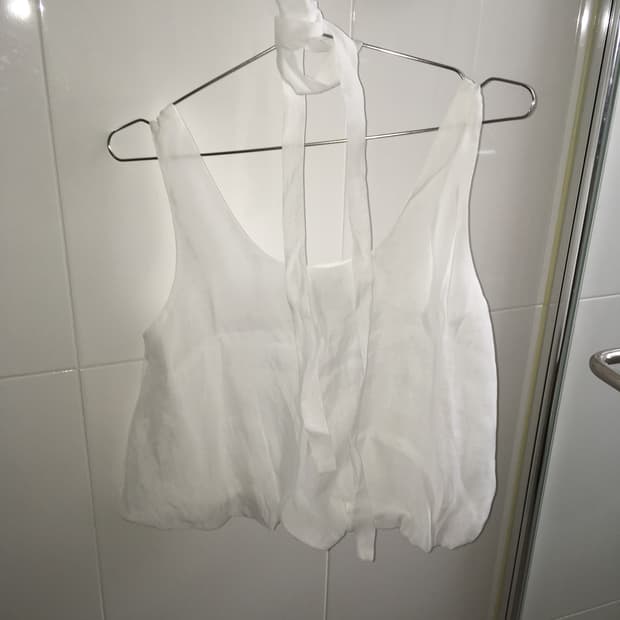 머플러 블라우스