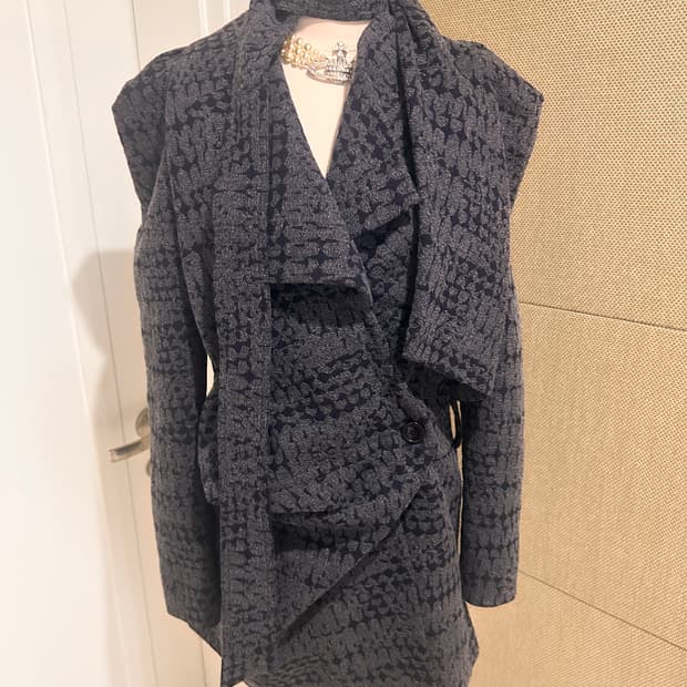 비비안웨스트우드 10fw 드레이핑 코트