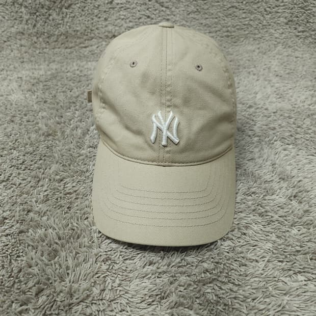 MLB 뉴욕 양키스 베이지 볼캡