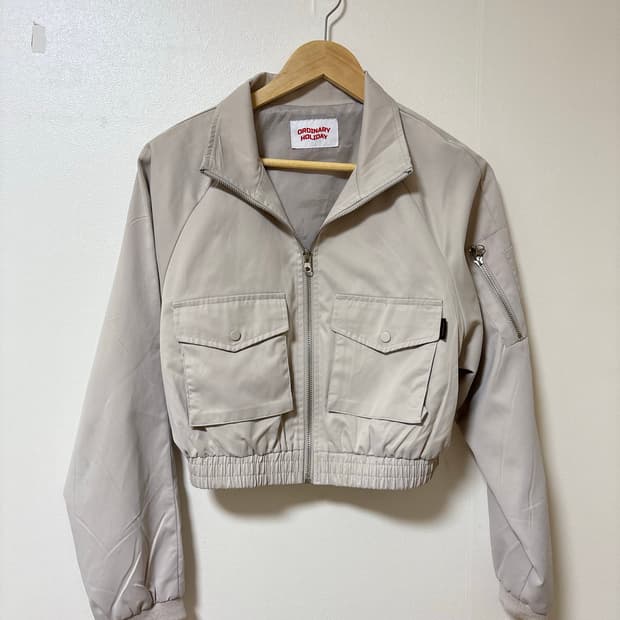 오디너리홀리데이 항공점퍼 블루종