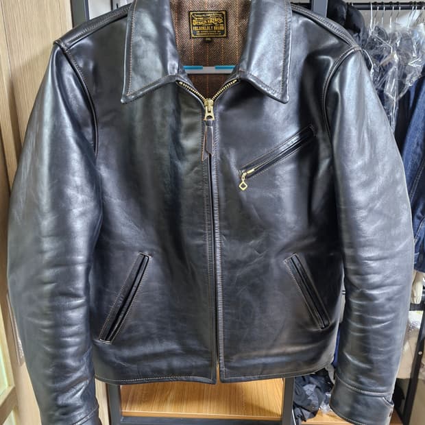 Veluokldly 차심 마피 호스하이드 스포츠 자켓