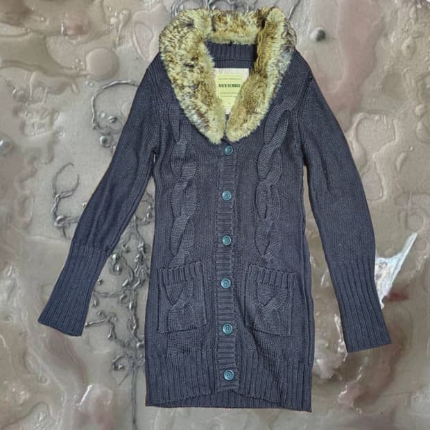 일본빈티지 오네갸루 퍼 카라 니트 롱 가디건 원피스 울프조 갸루깔