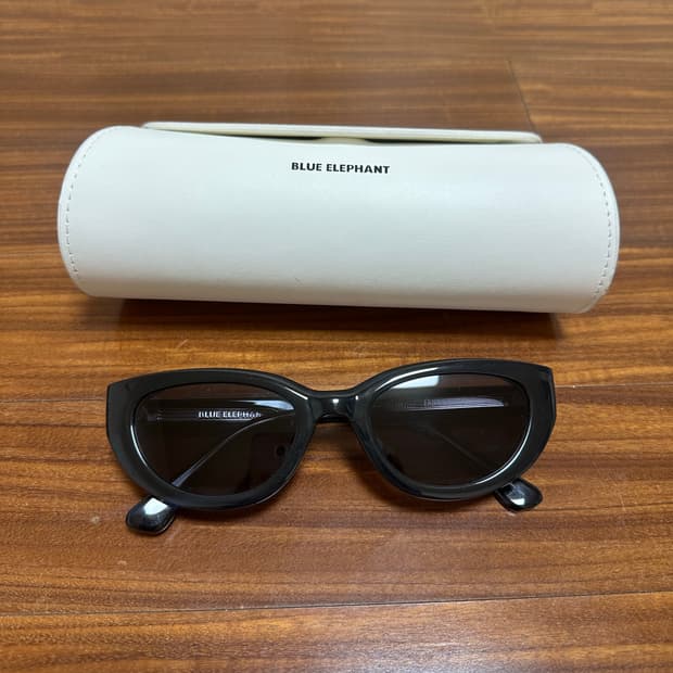 블루앨리펀트 선글라스 fanny black