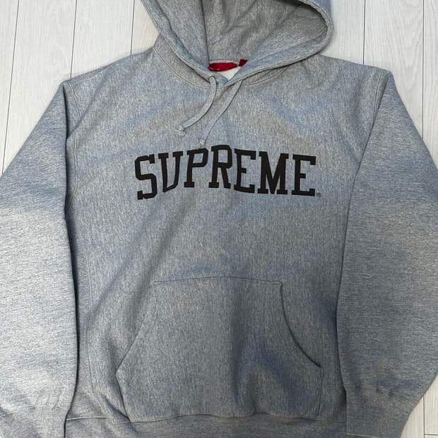 슈프림 바시티 후드 스웨트셔츠 헤더 그레이- 23FW
