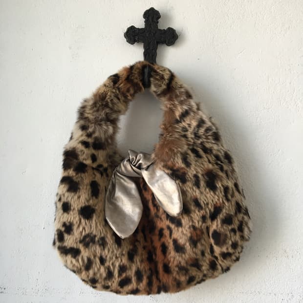  leopard pattern fur bag