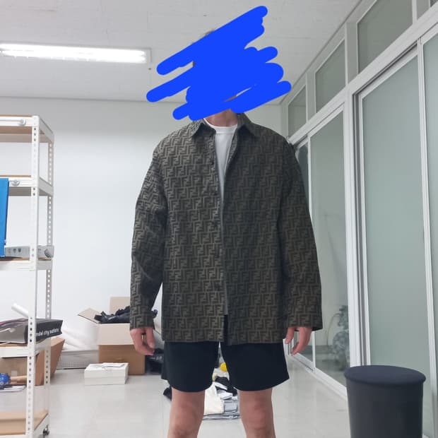 펜디 자카드 로고 자켓