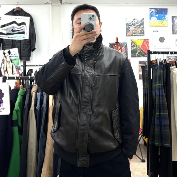 00's 휴고 보스 레더 봄버 자켓