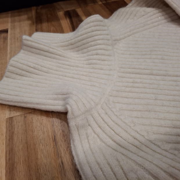 (마지막특가) 러브앤쇼 니트 목폴라