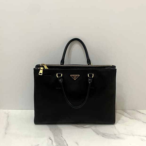 프라다 사피아노 레더 삼각로고 럭스 빅 토트백 블랙 B1786T