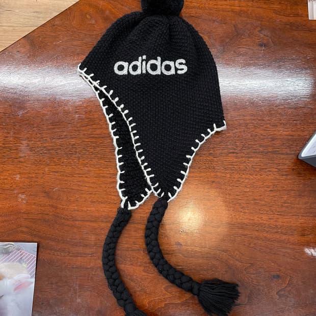 2004 아디다스 이어플랩 비니