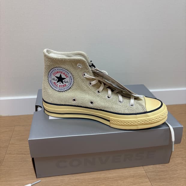Converse x thisisneverthat Chuck 70