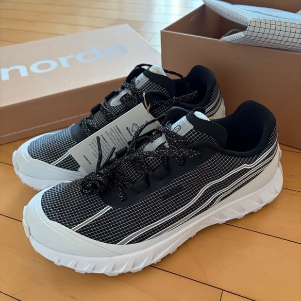 노다(norda) 002 SUMMIT BLACK 275사이즈