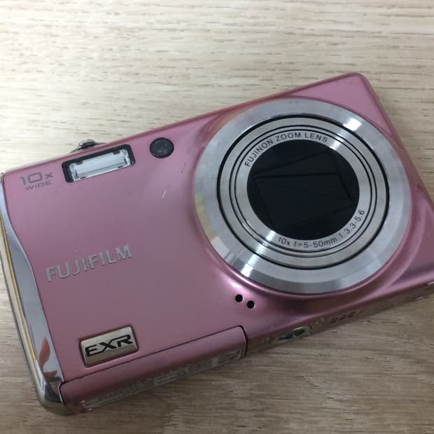 fujifilm finepix F70 핑크 디지털 카메라