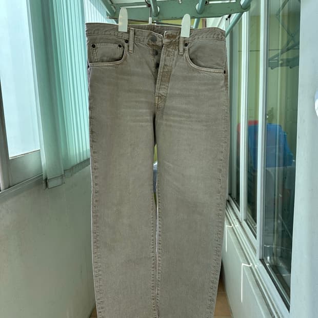 아크네 화이트 데님 29