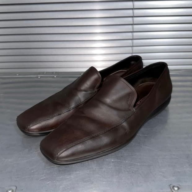 00s프라다 스포츠 로퍼 브라운 270