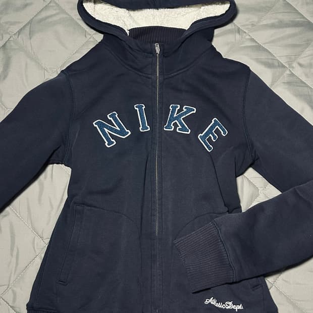 💙희귀 대장템💙나이키 네이비 슬림핏 겨울 후드집업