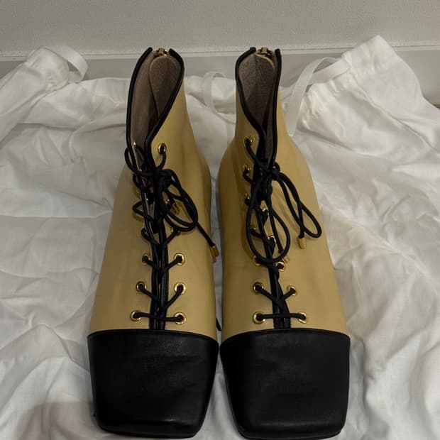 EENK 양가죽 레이스업 플랫 부츠 37 사이즈