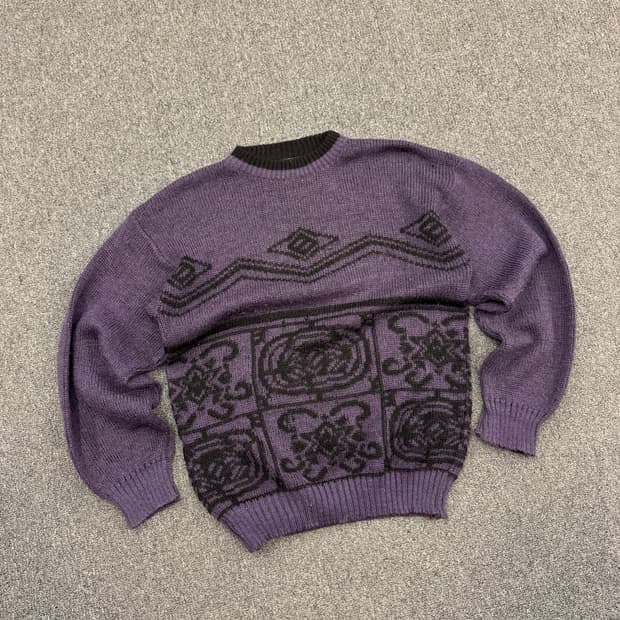 OS)Japanese vintage 패턴 퍼플 니트 (핀홀)