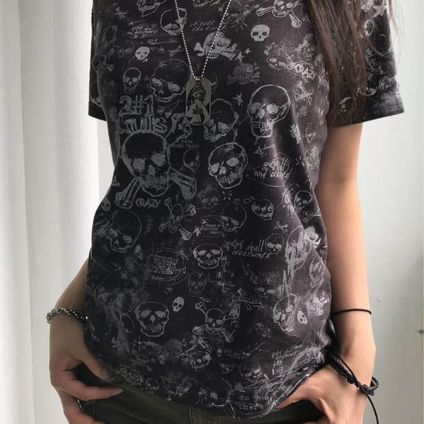 Vintage Skull Graphic Top