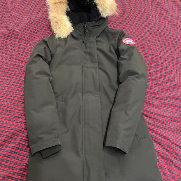 캐나다구스 빅토리아 패딩 블랙 XS