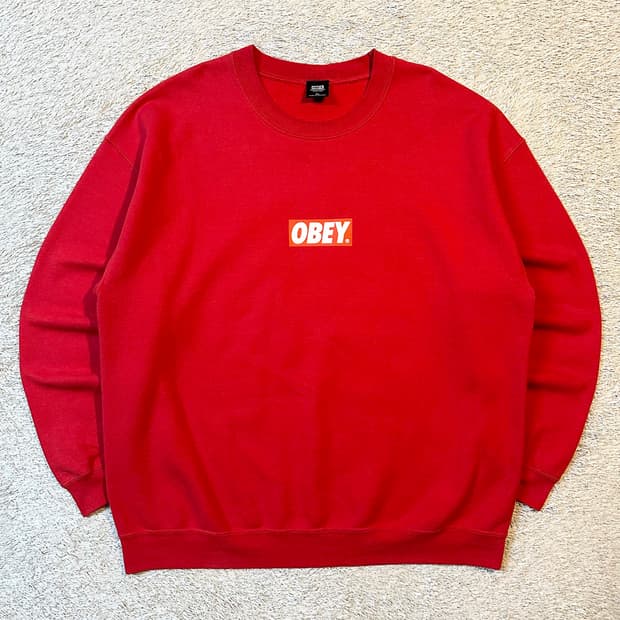 오베이 OBEY 스펠아웃 박스로고 맨투맨 레드