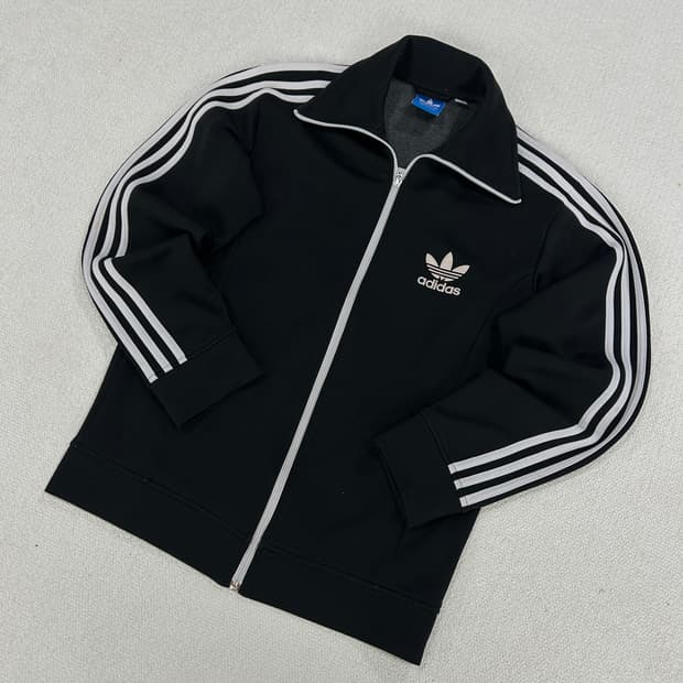아디다스 유로파 불꽃 져지 삼선 트랙탑 블랙 105