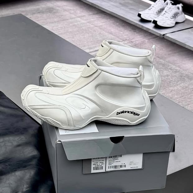 [41] 발렌시아가 25FW 바스켓볼 스니커즈 화이트 백화점판