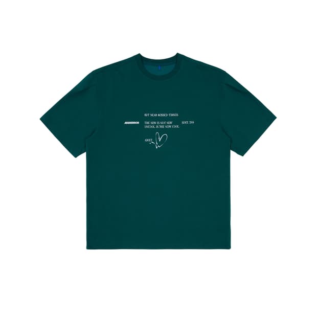 아더에러 반팔 티셔츠 새상품 M twinkle logo t-shirts 