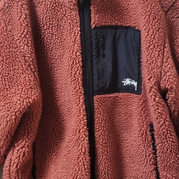 스투시 쉐르파 리버시블 테라코타 L사이즈