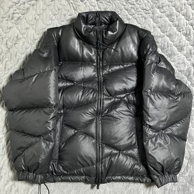 언더커버 22AW 레더 자켓 패딩