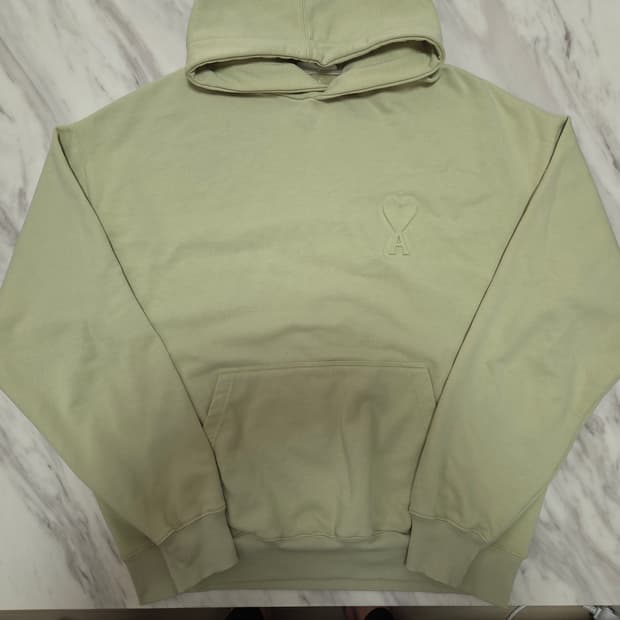 아미 엠보 로고 후드티 