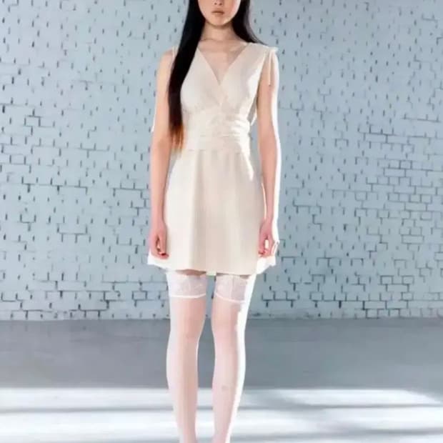 글로니 리나 셔링 원피스