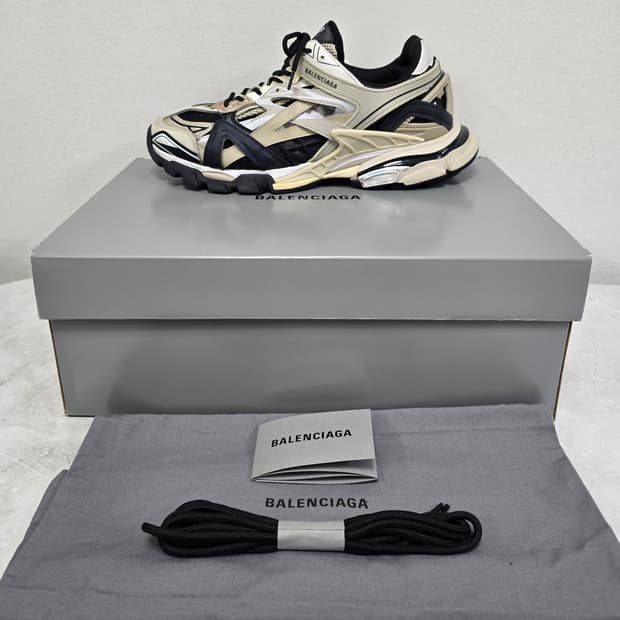 발렌시아가 트랙2 스니커즈 신발 45사이즈 290 295 판매