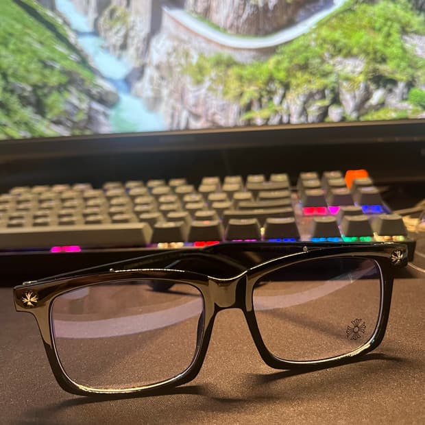 크롬하츠 블랙 뿔테 안경