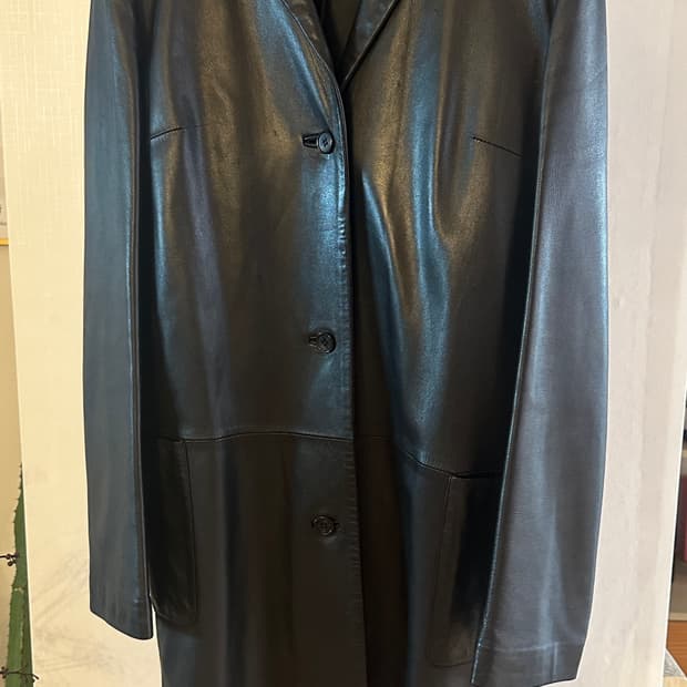 구호 KUHO 블랙 가죽 코트 (44)