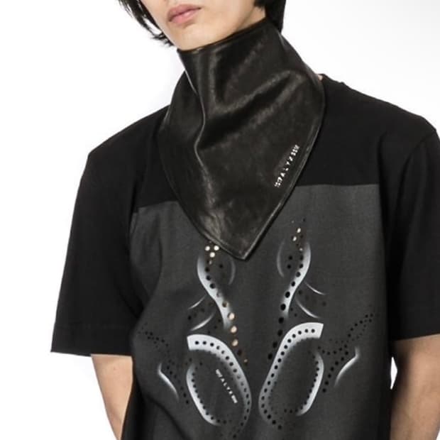 알릭스 레더 반다나