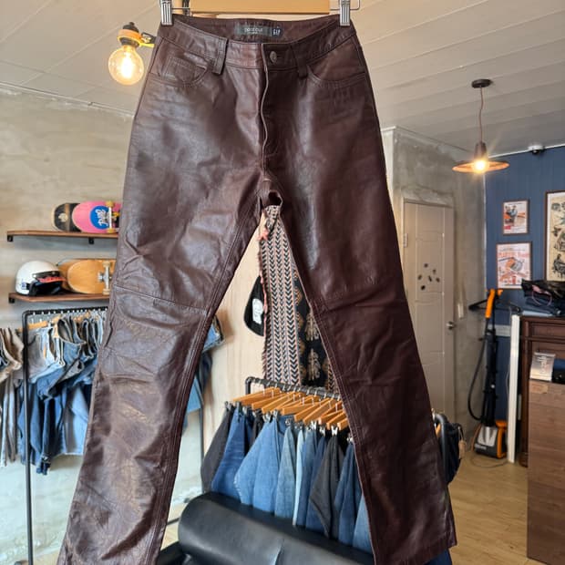 GAP 레더 부츠컷