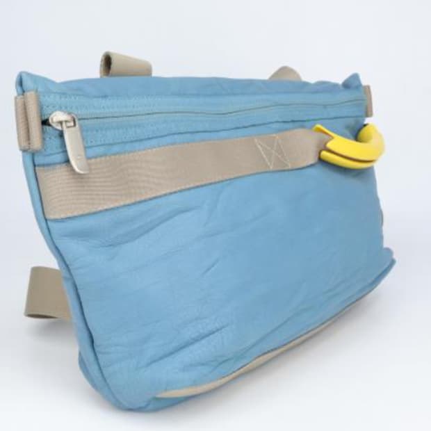 만다리나덕 크로스백