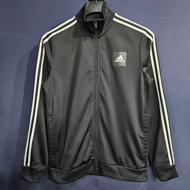 아디다스 삼선 블랙컬러 남성 슬림핏 105 져지