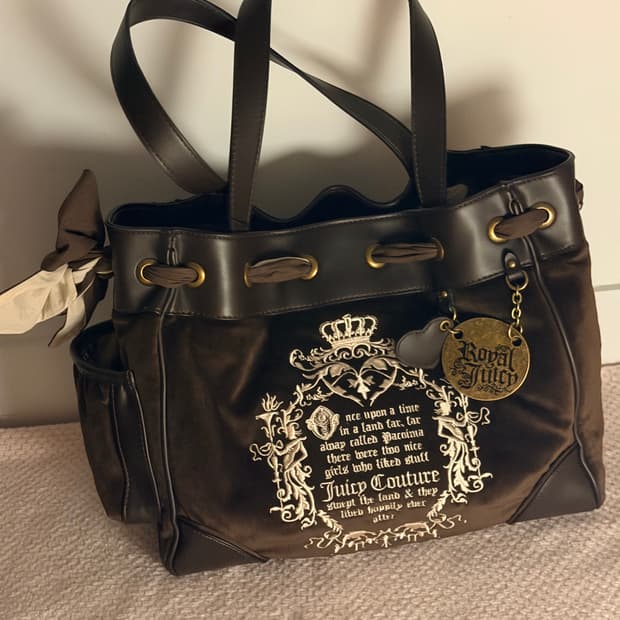 쥬시꾸뛰르 로열 데이드리머 브라운 베이비메탈클럽 베이비베어 빈티지 갸루