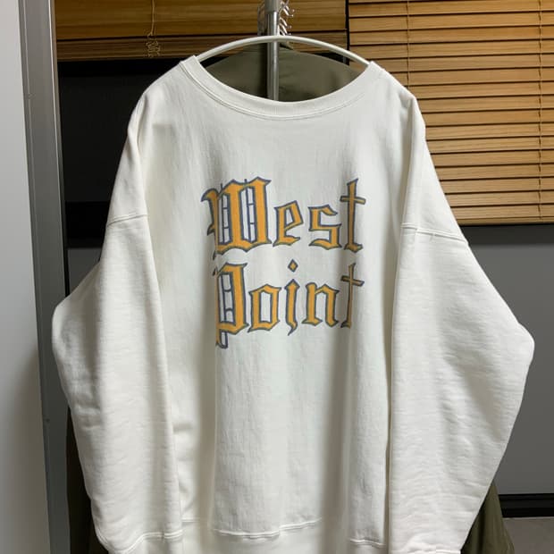 바우와우 WEST POINT 스웻셔츠 (라지)