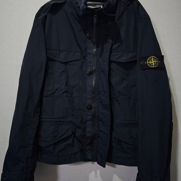 정품 스톤아일랜드 마이크로랩스 자켓 105 / XL
