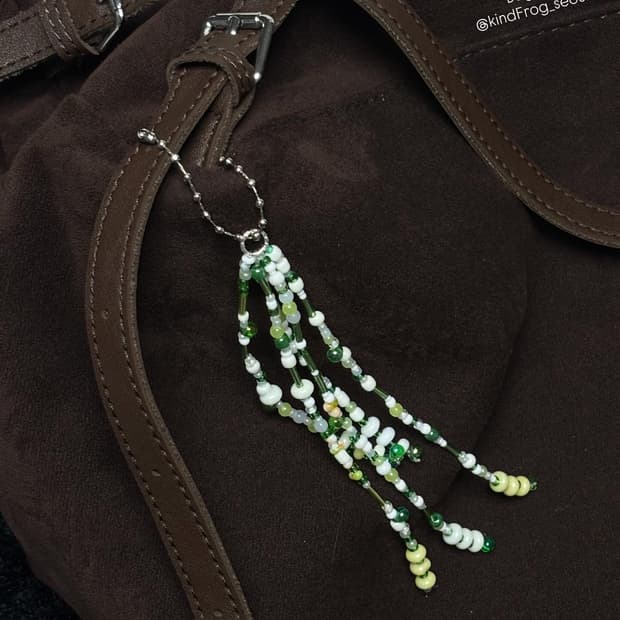 longlong forest Bag charm