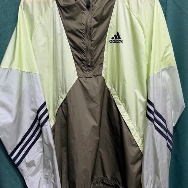 아디다스 BTS WR 아노락 바람막이 XL/105