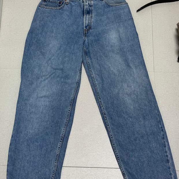 리바이스 00‘s 560