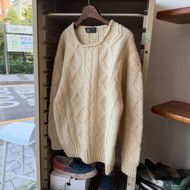 빈티지 아이보리 케이블 폼폼니트 /핸드메이드꽈배기 코이세이오