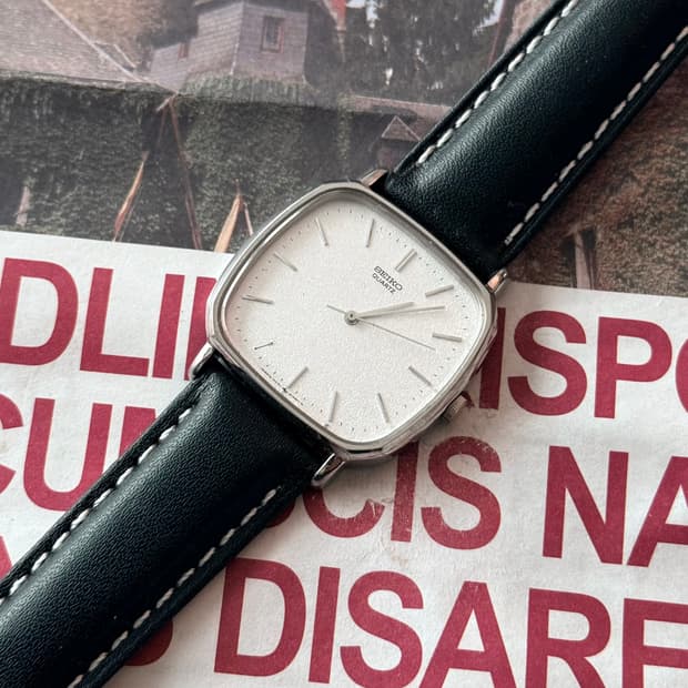 세이코 Seiko 쿼츠 스노우 스퀘어