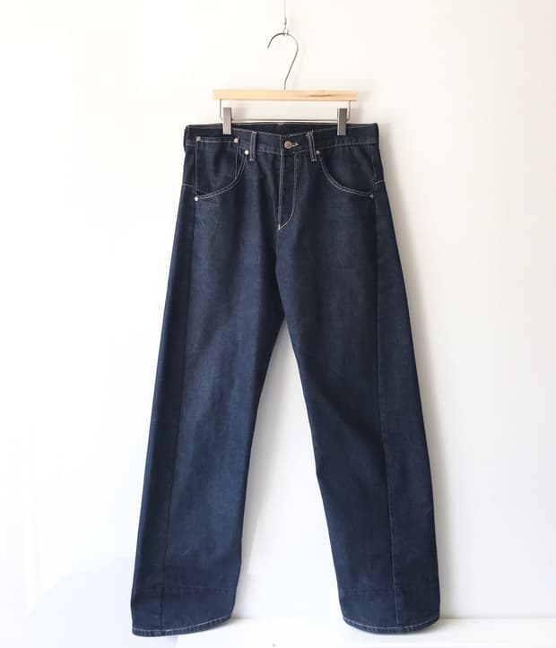 Levi's