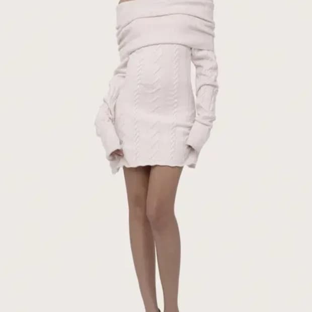 클리시어 러브 노트 니트 드레스 원피스